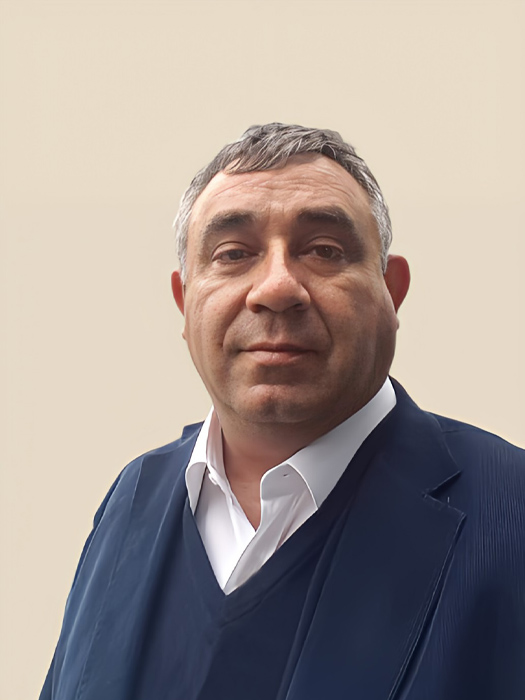 Víctor Campos G.